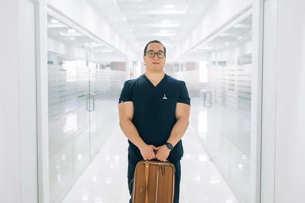 Dr. Erick Vargas en Hospital Angeles Ciudad Juárez